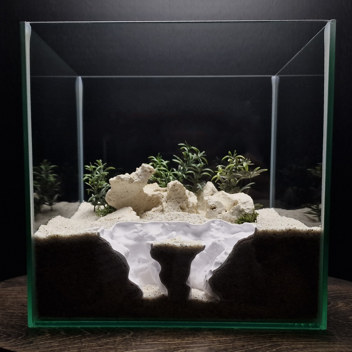 StoneVortex Den Aquarium Cave — source 001 1